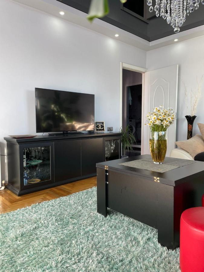 Apartment Boulevardside Batoemi Buitenkant foto